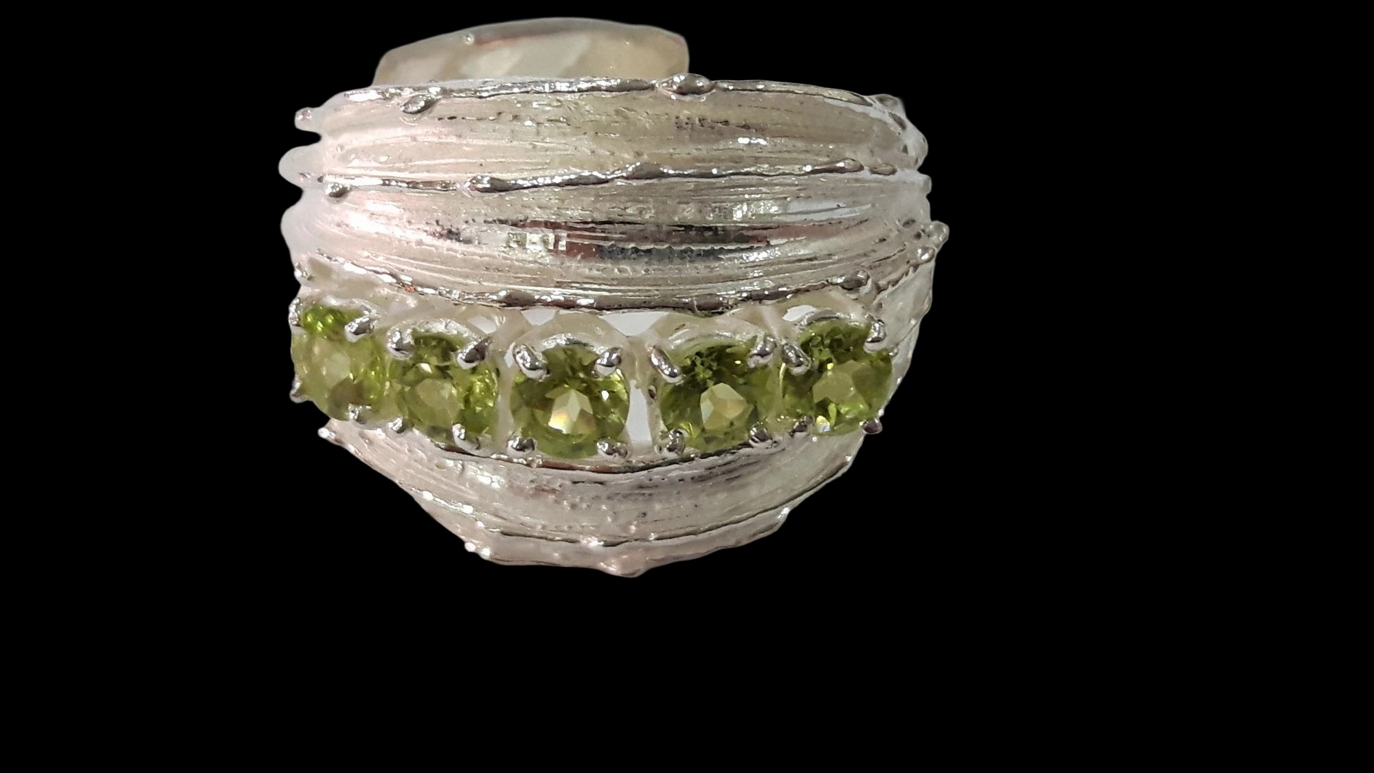 Anello Fascia di peridoti